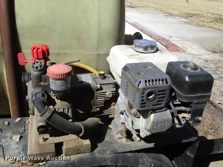 image for item DD8733 2001 Superior tank trailer