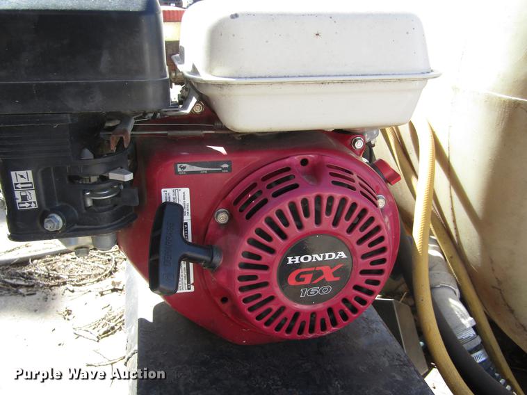 image for item DD8733 2001 Superior tank trailer