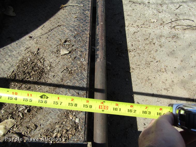 image for item DD8733 2001 Superior tank trailer