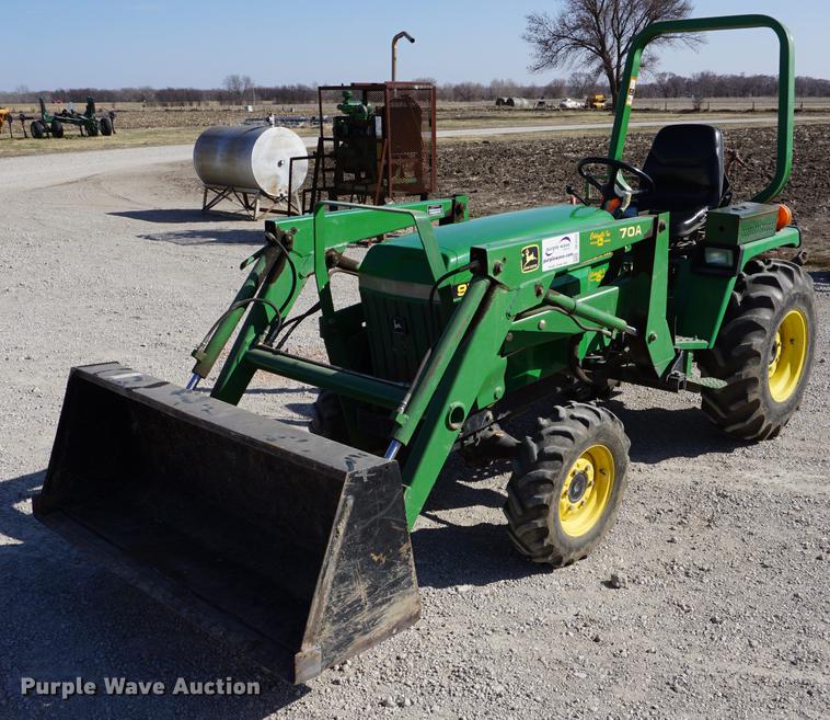 image for item DE3153 1997 John Deere 955 MFWD tractor