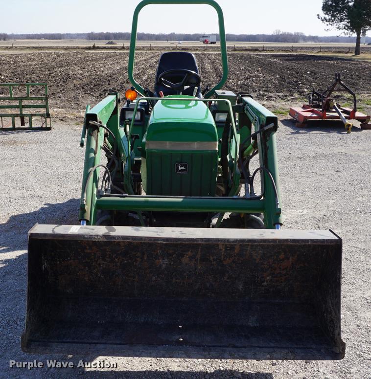 image for item DE3153 1997 John Deere 955 MFWD tractor