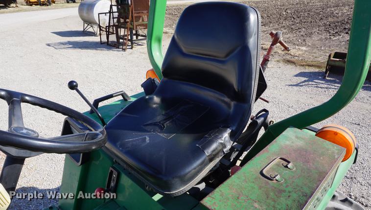 image for item DE3153 1997 John Deere 955 MFWD tractor