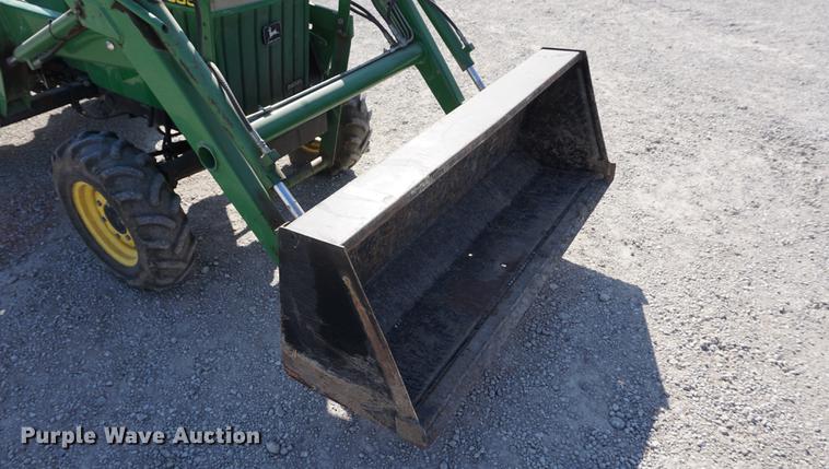 image for item DE3153 1997 John Deere 955 MFWD tractor