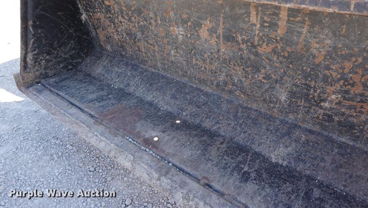 image for item DE3153 1997 John Deere 955 MFWD tractor