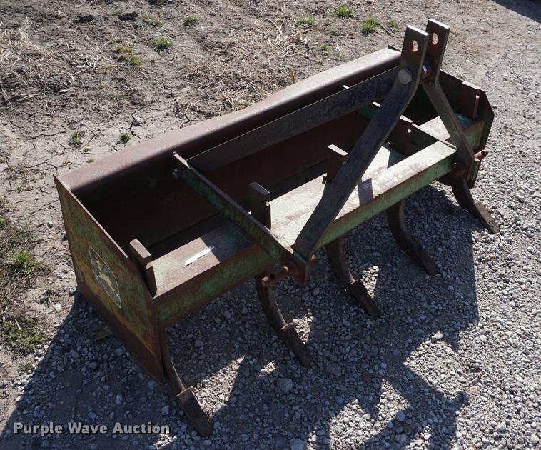 image for item DE3153 1997 John Deere 955 MFWD tractor