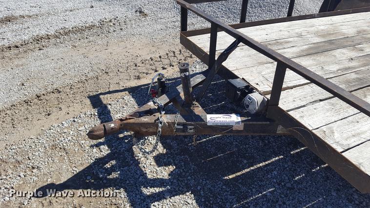 image for item DF3544 2006 East Texas Longhorn utility trailer