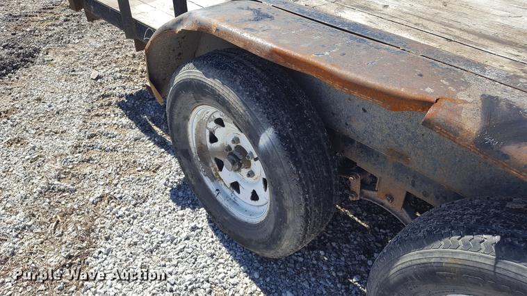 image for item DF3544 2006 East Texas Longhorn utility trailer