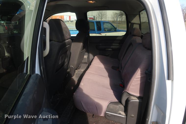 image for item DF3560 2011 Chevrolet Silverado 1500 LT Crew Cab pickup truck