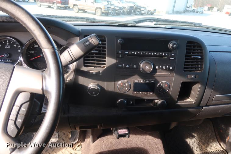 image for item DF3560 2011 Chevrolet Silverado 1500 LT Crew Cab pickup truck