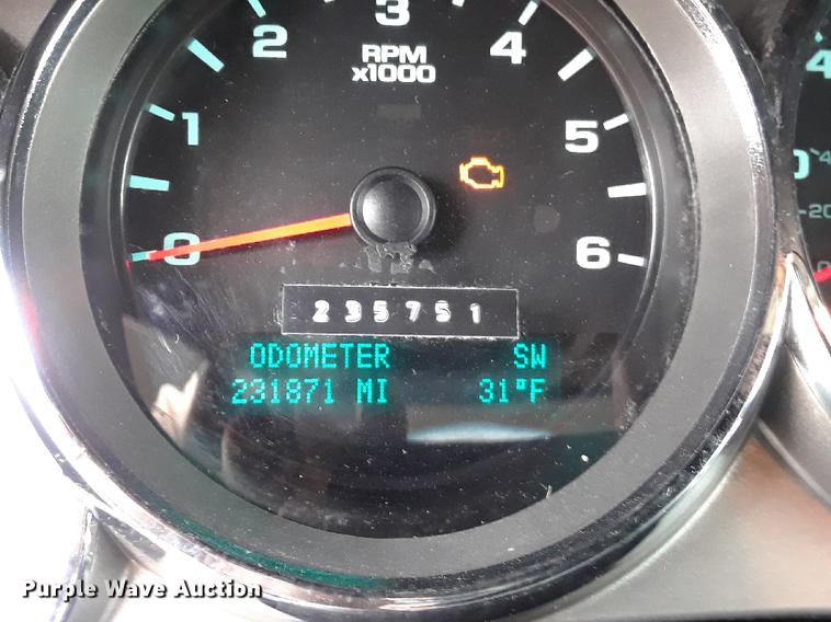 image for item DF3560 2011 Chevrolet Silverado 1500 LT Crew Cab pickup truck