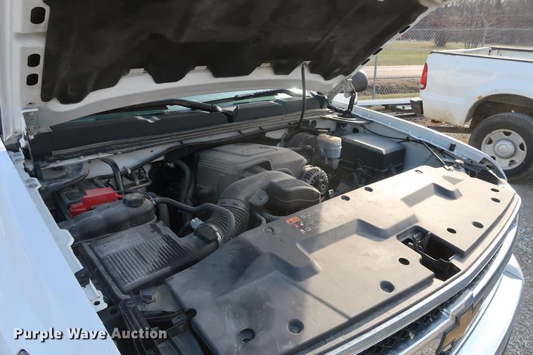 image for item DF3560 2011 Chevrolet Silverado 1500 LT Crew Cab pickup truck