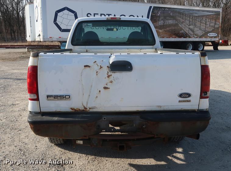 image for item DF3561 2007 Ford F250 Super Duty pickup truck
