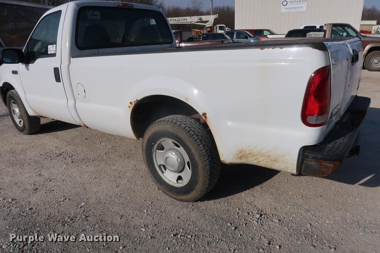 image for item DF3561 2007 Ford F250 Super Duty pickup truck