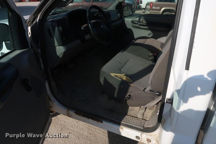 image for item DF3561 2007 Ford F250 Super Duty pickup truck