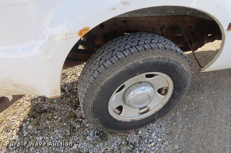 image for item DF3561 2007 Ford F250 Super Duty pickup truck