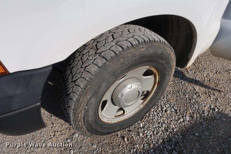 image for item DF3561 2007 Ford F250 Super Duty pickup truck