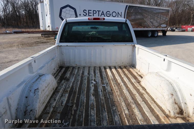 image for item DF3562 2006 Chevrolet Silverado 2500HD pickup truck