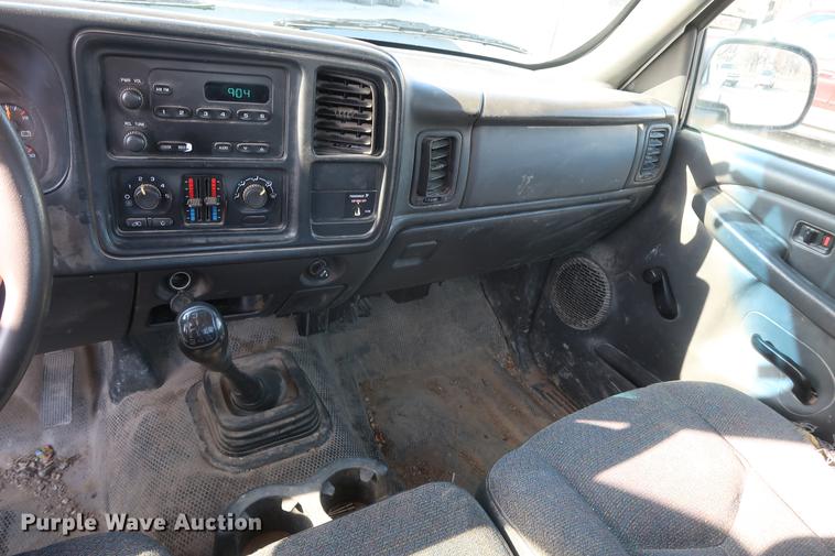 image for item DF3562 2006 Chevrolet Silverado 2500HD pickup truck