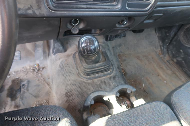 image for item DF3562 2006 Chevrolet Silverado 2500HD pickup truck