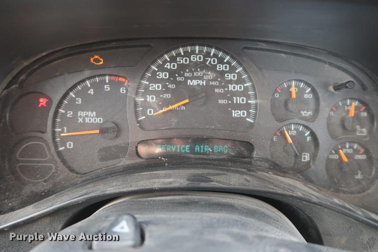 image for item DF3562 2006 Chevrolet Silverado 2500HD pickup truck