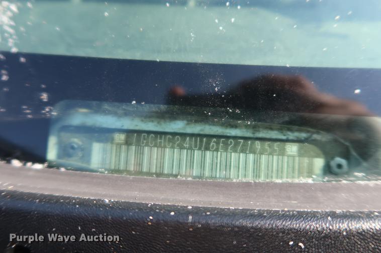 image for item DF3562 2006 Chevrolet Silverado 2500HD pickup truck