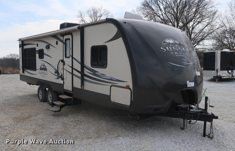 image for item DF3570 2012 Cross Roads Sunset Trail camper