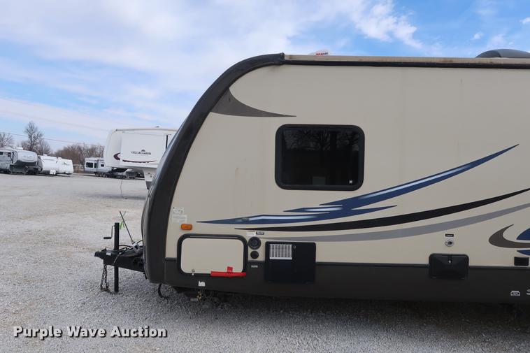 image for item DF3570 2012 Cross Roads Sunset Trail camper