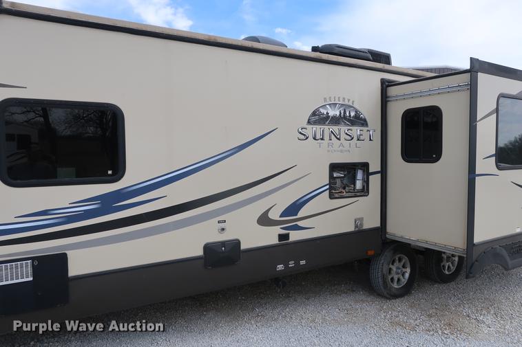 image for item DF3570 2012 Cross Roads Sunset Trail camper