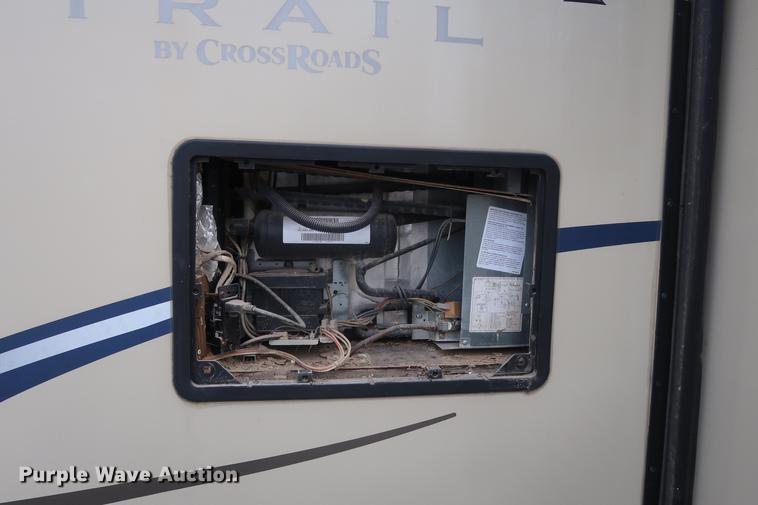 image for item DF3570 2012 Cross Roads Sunset Trail camper