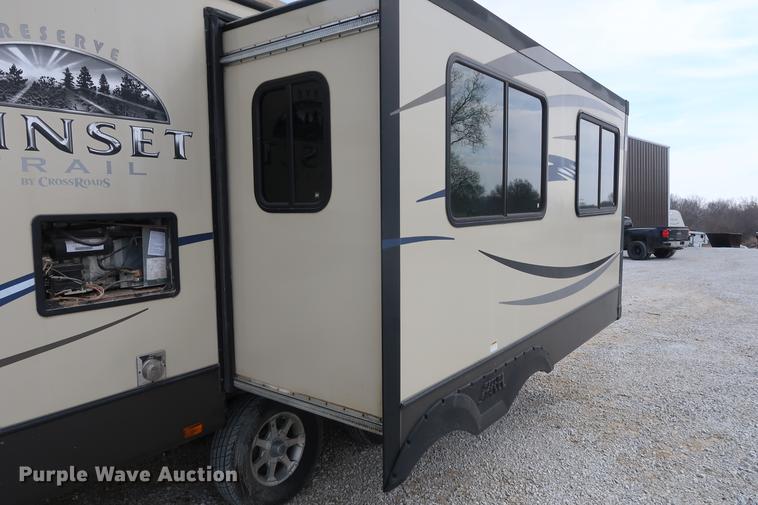 image for item DF3570 2012 Cross Roads Sunset Trail camper