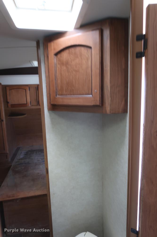 image for item DF3570 2012 Cross Roads Sunset Trail camper