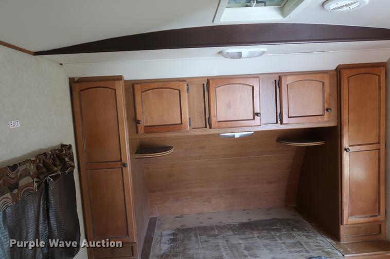 image for item DF3570 2012 Cross Roads Sunset Trail camper