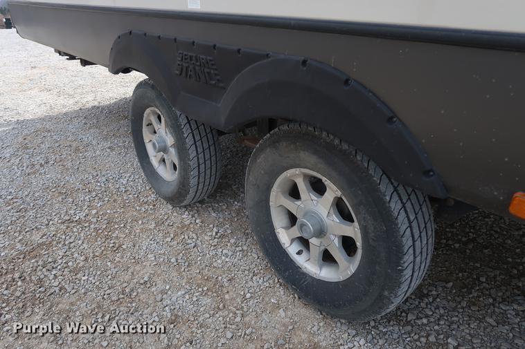 image for item DF3570 2012 Cross Roads Sunset Trail camper