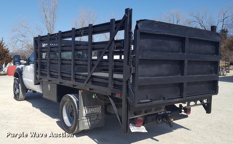 image for item DF3580 2009 Ford F450 Super Duty flatbed truck