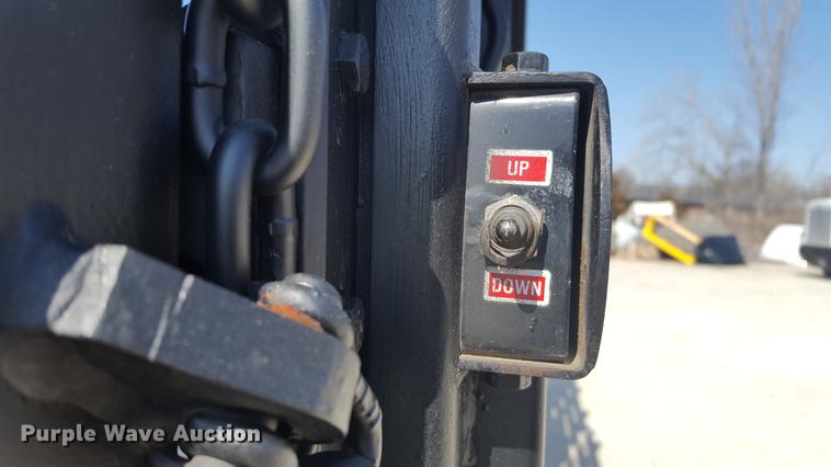 image for item DF3580 2009 Ford F450 Super Duty flatbed truck