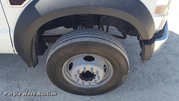 image for item DF3580 2009 Ford F450 Super Duty flatbed truck