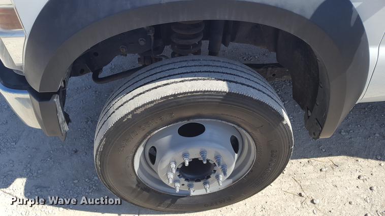 image for item DF3580 2009 Ford F450 Super Duty flatbed truck