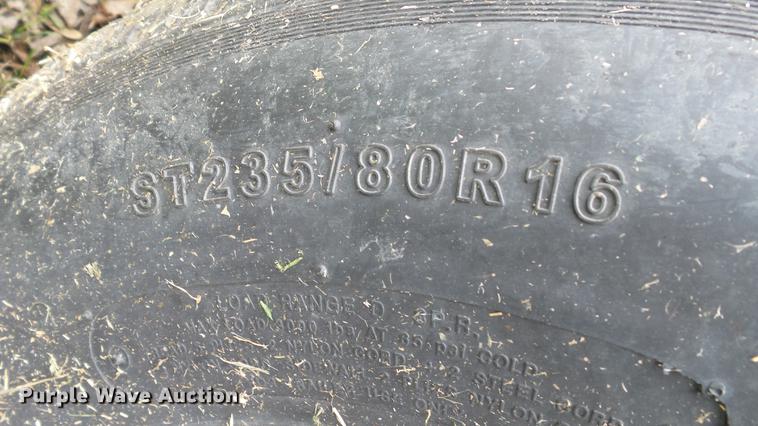 image for item DG9483 2006 Fleetwood Triumph camper