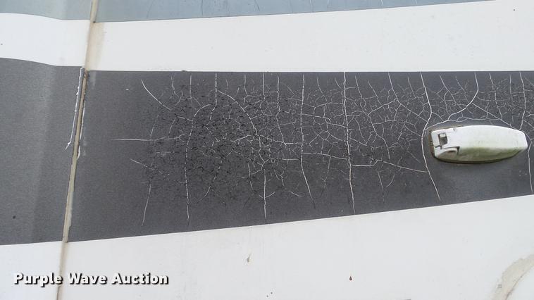 image for item DG9483 2006 Fleetwood Triumph camper