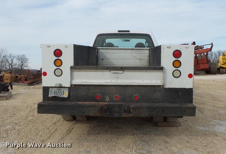 image for item DV9538 2008 Ford F350 Super Duty Crew Cab utility bed pickup truck