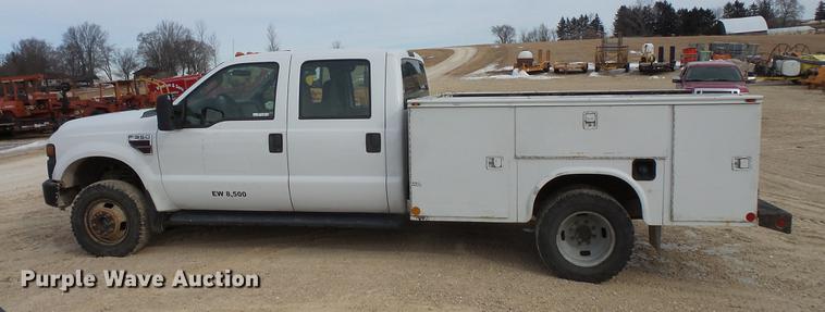 image for item DV9538 2008 Ford F350 Super Duty Crew Cab utility bed pickup truck
