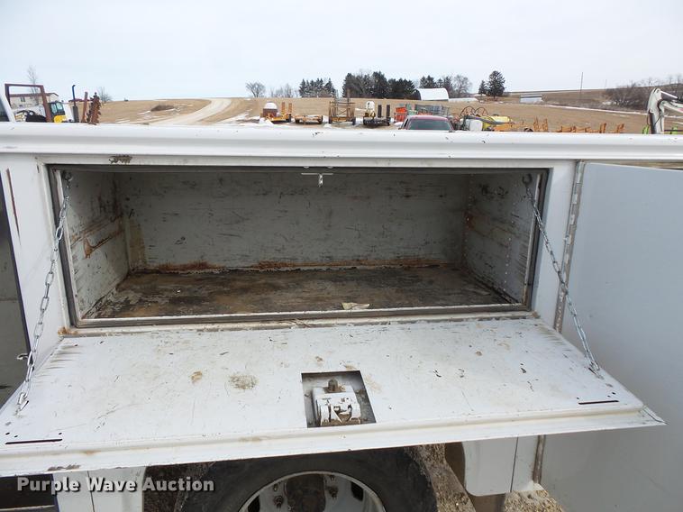 image for item DV9538 2008 Ford F350 Super Duty Crew Cab utility bed pickup truck