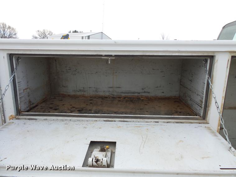 image for item DV9538 2008 Ford F350 Super Duty Crew Cab utility bed pickup truck