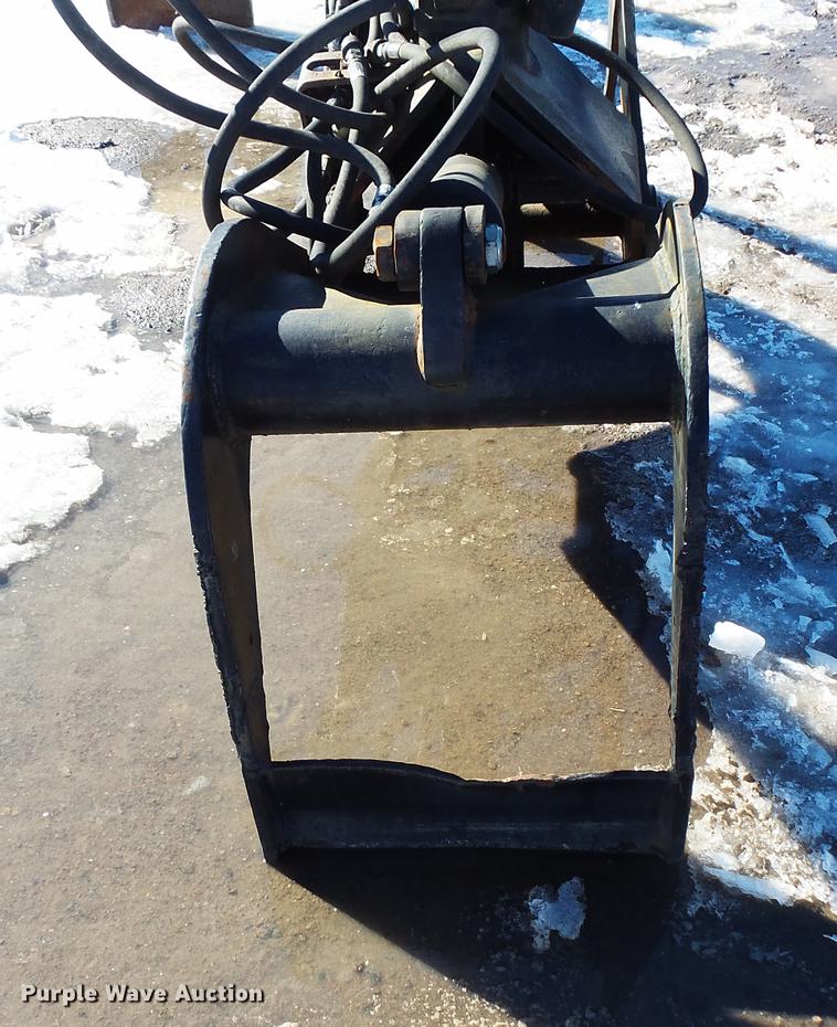 image for item DV9565 Hood grapple