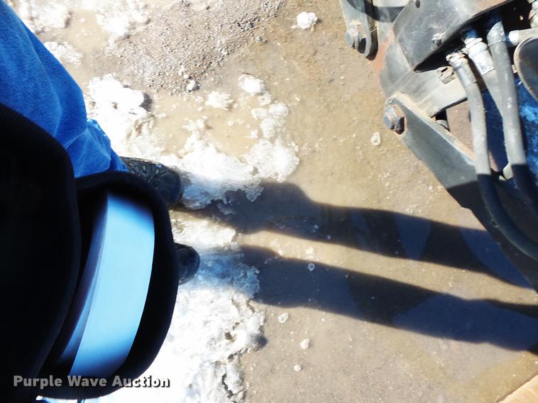 image for item DV9565 Hood grapple