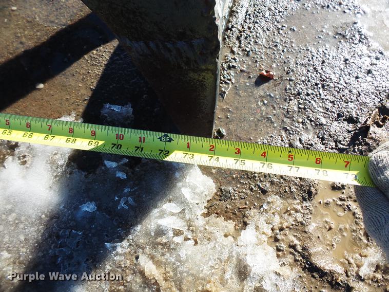 image for item DV9565 Hood grapple