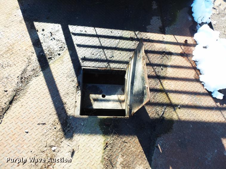 image for item DV9566 Rugby flatbed