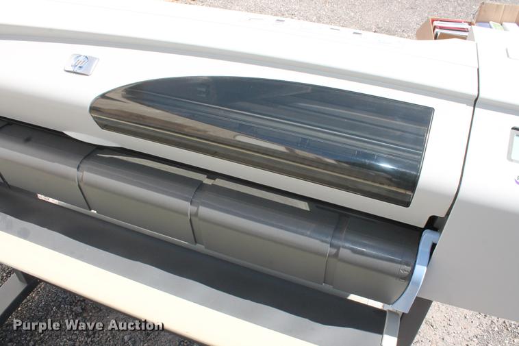 image for item DZ9860 Hewlett Packard C7770B plotter printer