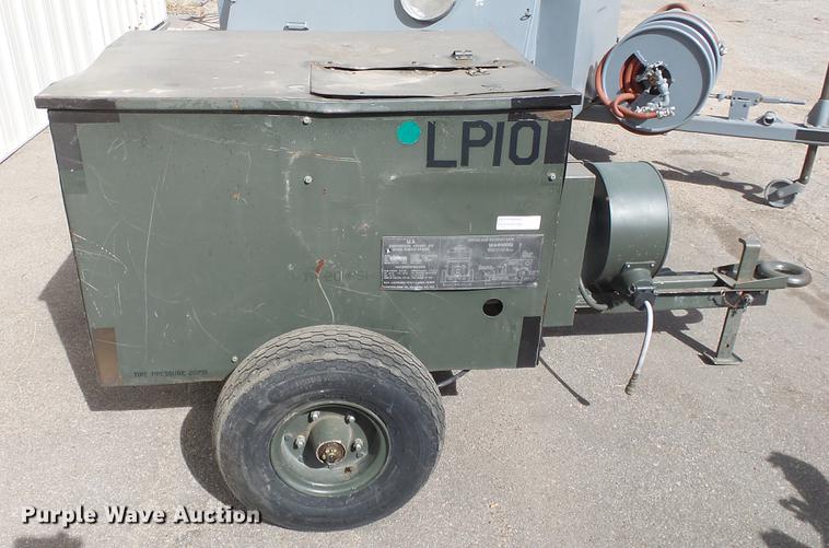 image for item EA9824 Ingersoll Rand MC-2A air compressor