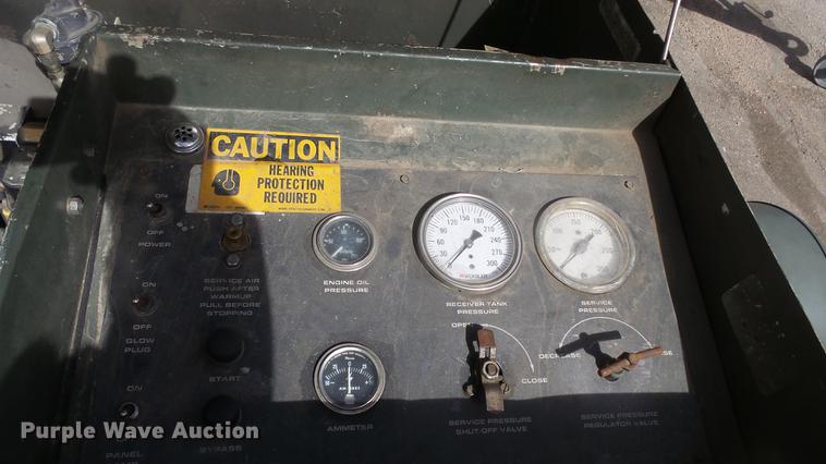 image for item EA9824 Ingersoll Rand MC-2A air compressor